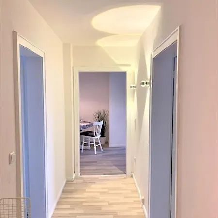 Uni-klinikum- Zentrale Lage Von Holsterhausen * אסן